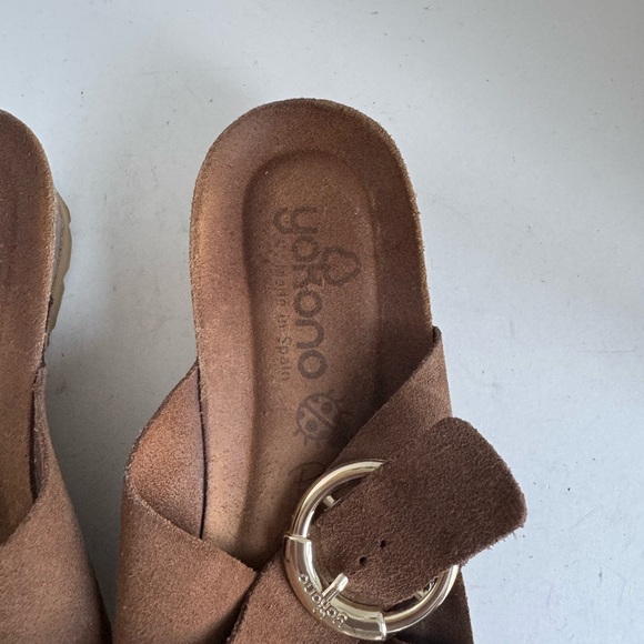 Yokono tan sueded leather cross strap slide on cork wedge sandals size 8 - Picture 3 of 11